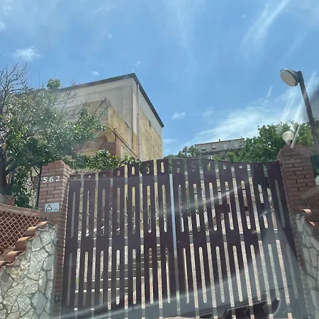 Sea View Terrace House *
